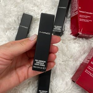 MAC pro longwear concealer